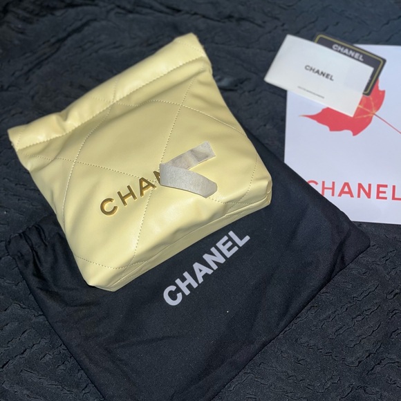 Chanel Handbag Authentic Brand new Great condition Yellow Tote - Picture 1 of 7
